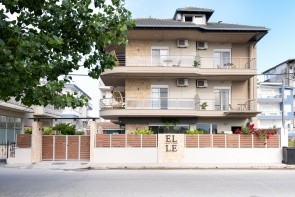 Elle Rooms & Suites