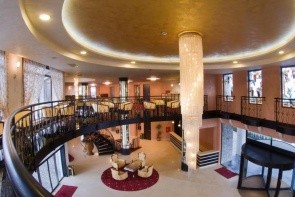 Vineyards Resort & Spa