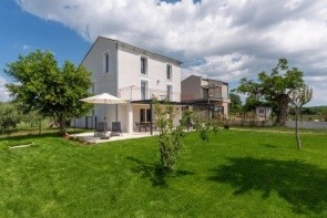 Villa Saini