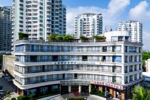 Sanya Luyi Sea View Hotel