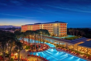 Trendy Perge Resort & Suites