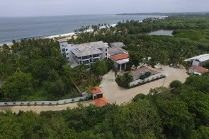 Lagoon Paradise Beach Resort