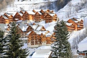 Le Hameau Et Chalets De La Valeée D´or