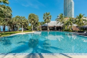 Ravindra Beach Resort & Spa