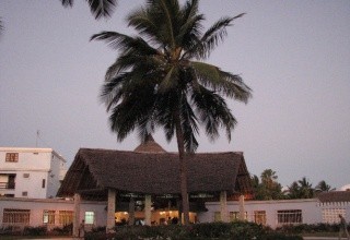 Shanzu Beach/Paradise Resort