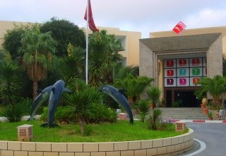 Azur Plaza