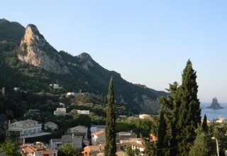Alonakia