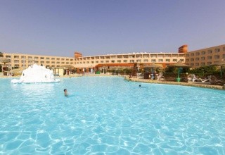 Titanic Resort & Aqua Park