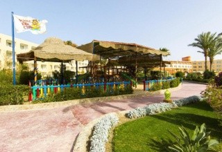 Titanic Resort & Aqua Park