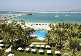 Le Meridien Mina Seyahi Beach Resort