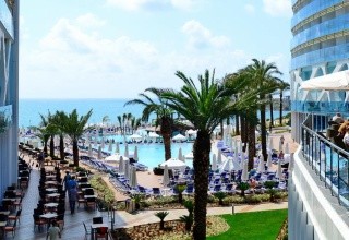 Vikingen Infinity Resort & Spa