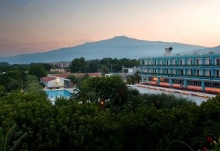 UNAHOTELS Naxos Beach Resort