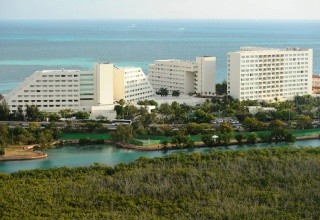 Grand Oasis Palm Resort & Spa