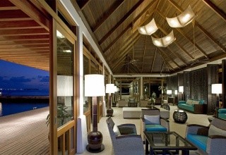 Sheraton Maldives Full Moon Resort