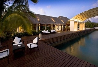 Sheraton Maldives Full Moon Resort