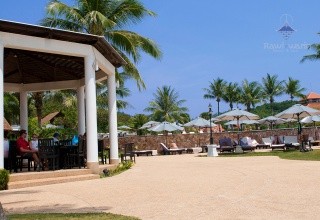 Rawi Warin Resort and Spa