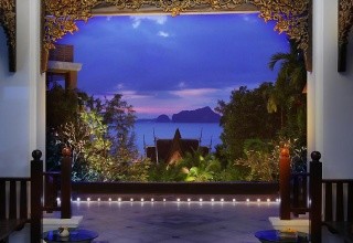 Amari Vogue Resort