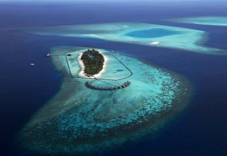 Komandoo Resort