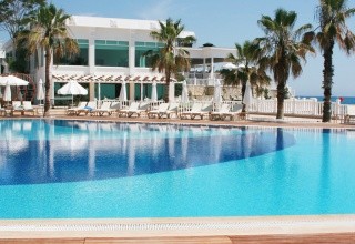 Flora Garden Beach