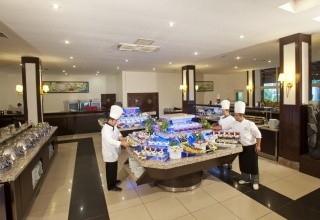 Crystal Aura Beach Resort & Spa