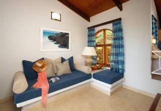 Coco De Mer & The Black Parrot Suites