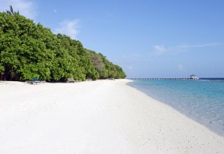 Royal Island Resort