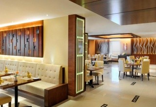 Emirates Grand