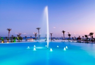 Noah's Ark Deluxe Hotel & Spa