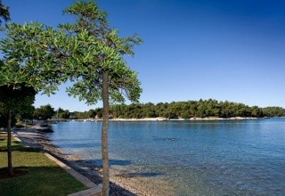 Zorna Plava Laguna