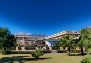 Crystal De Luxe Resort & Spa