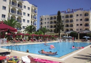 Crown Resort Elamaris