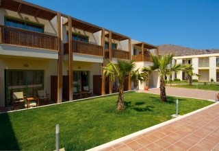 Grand Bay Beach Resort