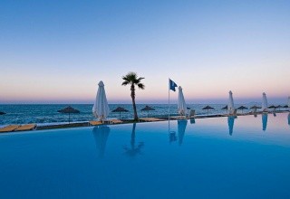 Grand Bay Beach Resort