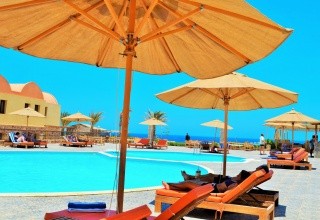Rohanou Beach Resort