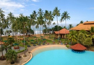 Royal Palms Beach