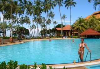 Royal Palms Beach