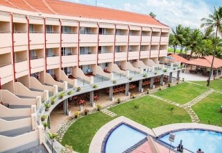Paradise Beach Hotel