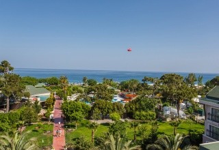 Novia Lucida Beach