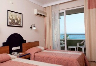 Xperia Saray Beach