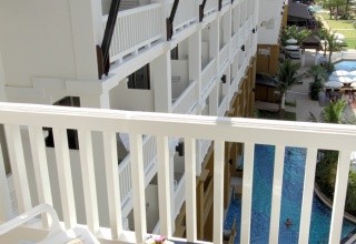 Kata Sea Breeze Resort