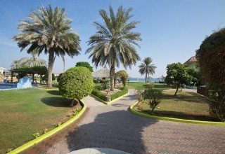 Flamingo Beach Resort