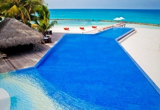 Kuramathi Island Resort