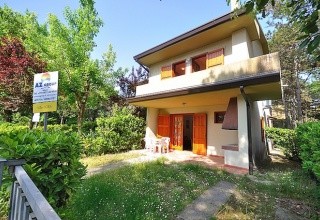 Villa DORA