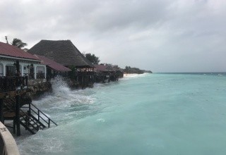 Langi Langi Beach Bungalows