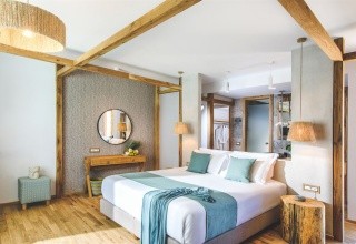 Stella Island Luxury Resort & Spa