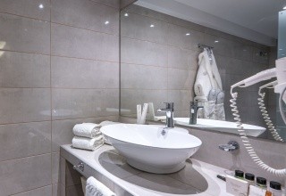 Cronwell Platamon Resort