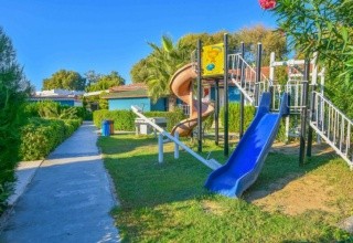 Altinkum Side