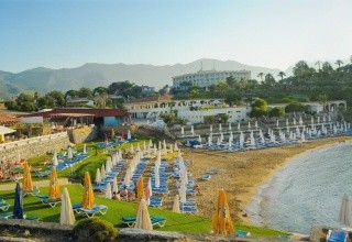 Riverside Garden Resort