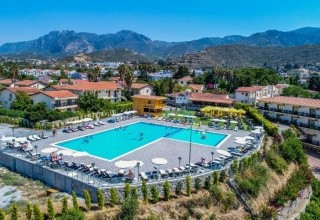 Riverside Garden Resort