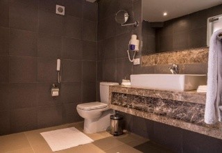 Jasmine Palace Resort & Spa
